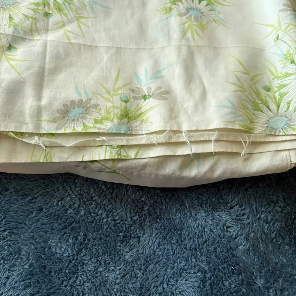 Vintage Floral Twin Flat Sheet Daisy Print Green Blue Gray Cottagecore Fabric